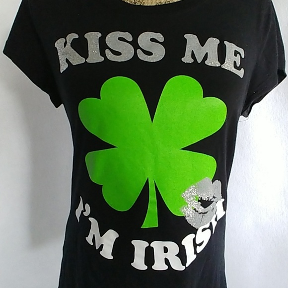 Kiss Me I'm Irish Shirt Top - Picture 2 of 3